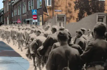 Nederlandse krijgsgevangenen op de Singel image