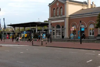 Duitse soldaten voor het station image