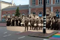 Duitse parade thumbnail