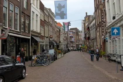 Kruispunt Voorstraat met Steegoversloot image